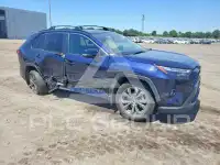 2022 Toyota RAV4 фото