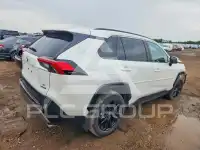 2022 Toyota RAV4 фото
