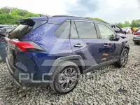 2022 Toyota RAV4 фото