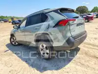 2022 Toyota RAV4 фото