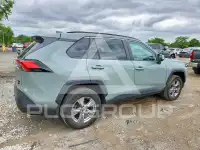 2022 Toyota RAV4 фото