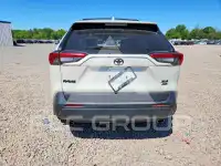 2022 Toyota RAV4 фото