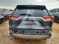 2022 Toyota RAV4 фото