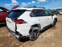 2022 Toyota RAV4 фото