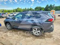 2022 Toyota RAV4 фото