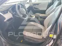 2022 Toyota RAV4 фото