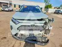 2022 Toyota RAV4 фото