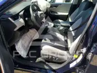 2022 Toyota RAV4 фото