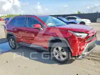2022 Toyota RAV4 фото