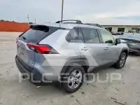2022 Toyota RAV4 фото