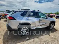 2022 Toyota RAV4 фото