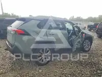 2022 Toyota RAV4 фото