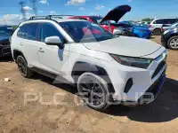 2022 Toyota RAV4 фото