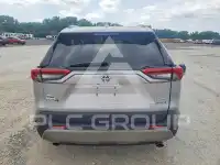 2022 Toyota RAV4 фото