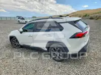 2022 Toyota RAV4 фото