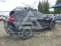 2022 Toyota RAV4 фото