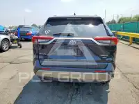 2022 Toyota RAV4 фото