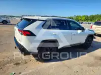 2022 Toyota RAV4 фото