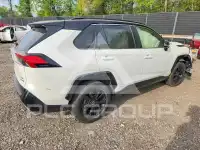 2022 Toyota RAV4 фото