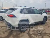 2022 Toyota RAV4 фото
