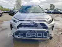 2022 Toyota RAV4 фото