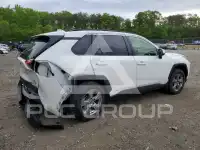 2022 Toyota RAV4 фото
