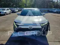2022 Toyota RAV4 фото