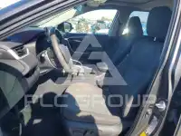 2022 Toyota RAV4 фото