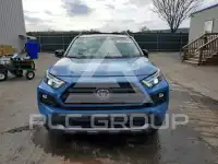 2022 Toyota RAV4 фото