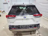 2022 Toyota RAV4 фото