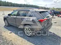 2022 Toyota RAV4 фото