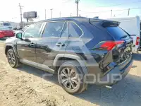 2022 Toyota RAV4 фото