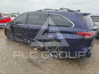 2022 Toyota SIENNA photo