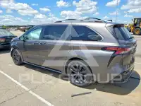 2022 Toyota SIENNA фото