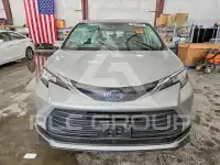 2022 Toyota SIENNA фото