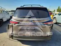 2022 Toyota SIENNA фото