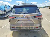 2022 Toyota SIENNA фото