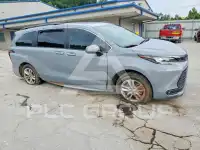 2022 Toyota SIENNA фото