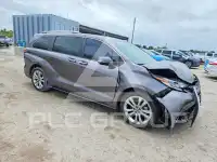 2022 Toyota SIENNA фото