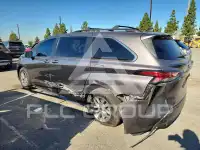 2022 Toyota SIENNA фото