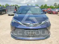 2022 Toyota SIENNA фото