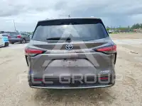 2022 Toyota SIENNA фото