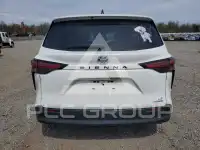 2022 Toyota SIENNA фото