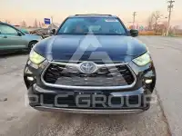 2022 Toyota Highlander photo
