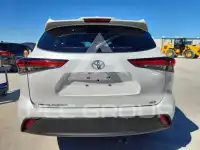 2022 Toyota Highlander фото
