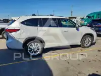 2022 Toyota Highlander фото