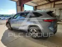 2022 Toyota Highlander фото