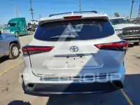 2022 Toyota Highlander фото