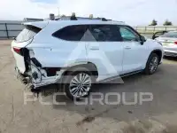 2022 Toyota Highlander фото