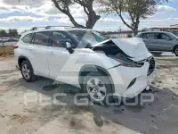 2022 Toyota Highlander фото